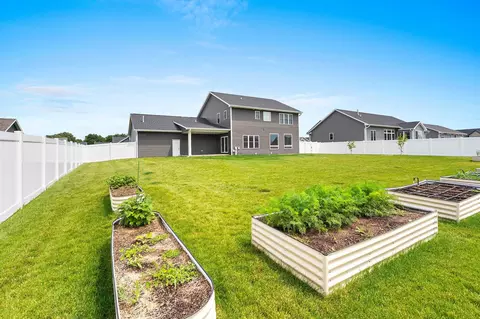 Exterior - n9239 Laura St, Appleton, WI 54915 photo 4 of 15