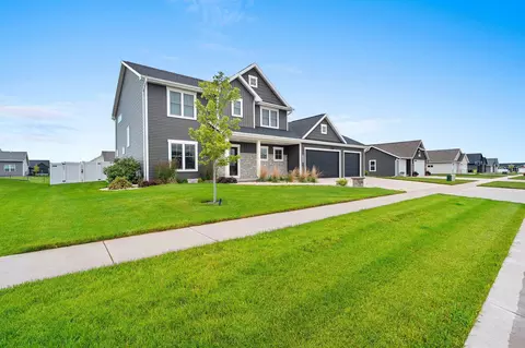 Exterior - n9239 Laura St, Appleton, WI 54915 photo 11 of 15