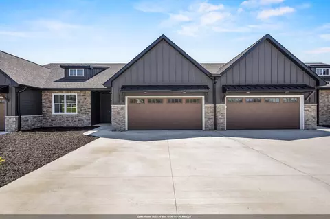 3375 Shawano Ave, Green Bay, WI 54313