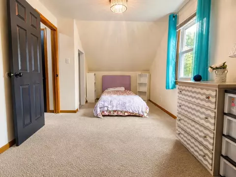 Bedroom - 1844 S Jefferson St, Appleton, WI 54915 photo 4 of 6