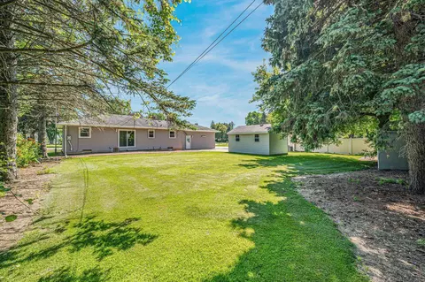 Exterior - 3332 W 1st Ave, Appleton, WI 54914 photo 2 of 7