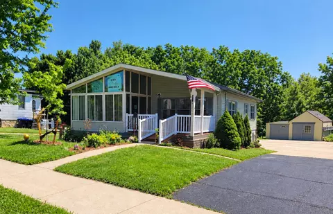 440 N Main St, Juneau, WI 53039