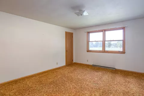 Bedroom - 420 W Lindbergh St, Appleton, WI 54911 photo 4 of 5