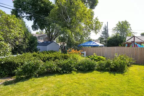 Exterior - 420 W Lindbergh St, Appleton, WI 54911 photo 8 of 10