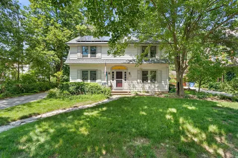 Exterior - 932 E Commercial St, Appleton, WI 54911 photo 11 of 14