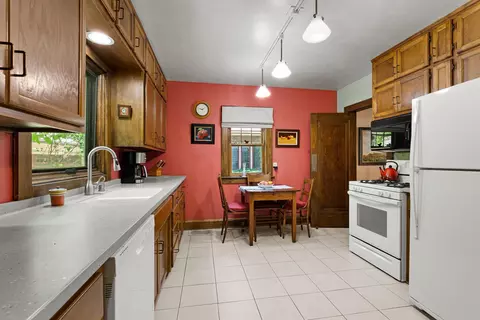 Kitchen - 932 E Commercial St, Appleton, WI 54911 photo 1 of 4