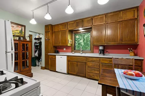 Kitchen - 932 E Commercial St, Appleton, WI 54911 photo 4 of 4