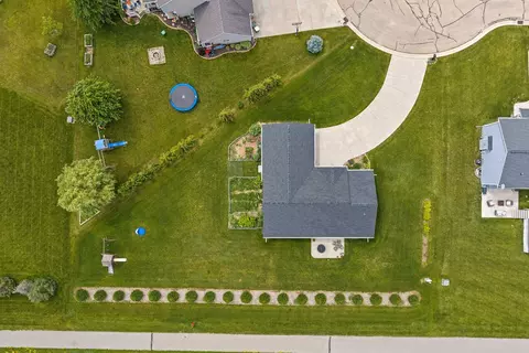 View/Area - n9182 Dylan Drive, Appleton, WI 54915 photo 2 of 10