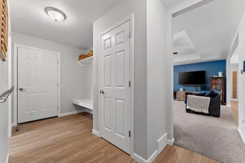 Entry Way - n9182 Dylan Drive, Appleton, WI 54915 photo 1 of 2