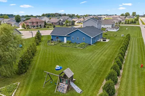View/Area - n9182 Dylan Drive, Appleton, WI 54915 photo 1 of 10