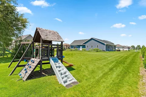Exterior - n9182 Dylan Drive, Appleton, WI 54915 photo 11 of 13