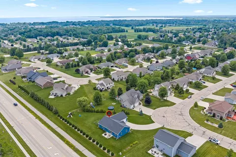 View/Area - n9182 Dylan Drive, Appleton, WI 54915 photo 5 of 10
