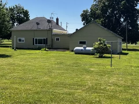 Exterior - w1292 County Road K, Ripon, WI 54971 photo 4 of 8