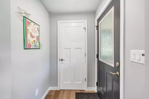 Entry Way - n9598 Noe Road, Appleton, WI 54915 photo 1 of 1