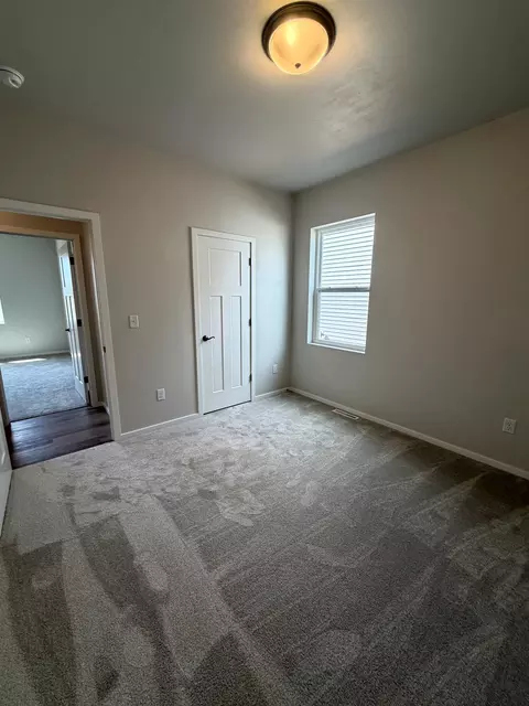 Bedroom - 2205 Golden Gate Dr, Appleton, WI 54913 photo 3 of 4