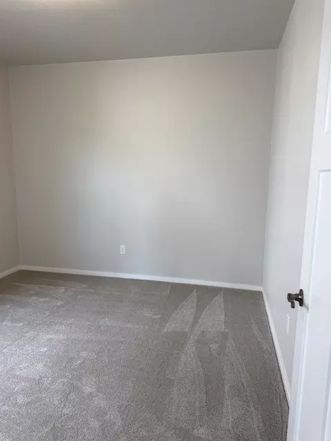 Bedroom - 2205 Golden Gate Dr, Appleton, WI 54913 photo 2 of 4