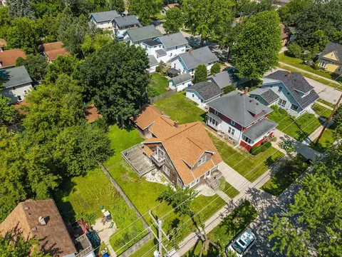 View/Area - 1113 N State St, Appleton, WI 54915 photo 2 of 3