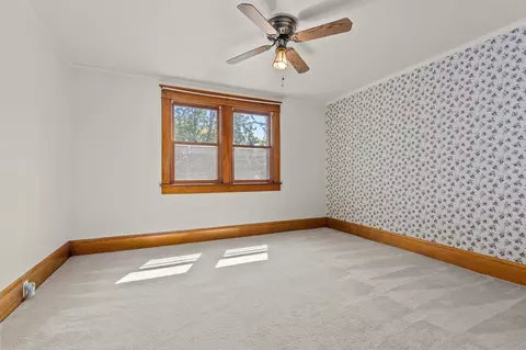 Bedroom - 1113 N State St, Appleton, WI 54915 photo 5 of 6