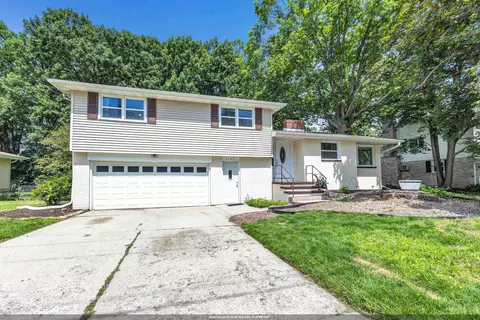 2136 9th St, Green Bay, WI 54304