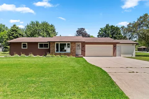 2365 Nicole Ann Cir, Green Bay, WI 54311