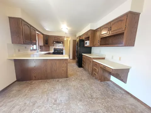 Kitchen - 1101 E Meadow Grove Blvd, Appleton, WI 54915 photo 4 of 4