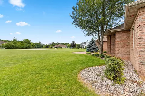 Exterior - 11 Corn Silk Ct, Wrightstown, WI 54180 photo 11 of 14
