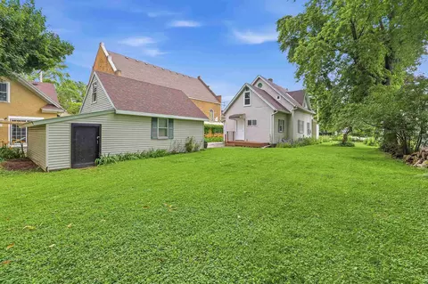 Exterior - 615 N Bateman St, Appleton, WI 54911 photo 6 of 7