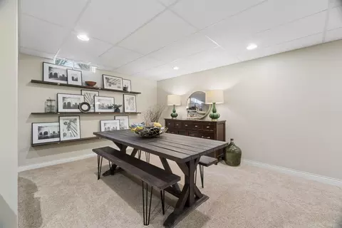 Dining - 4232 N Terraview Dr, Appleton, WI 54913 photo 4 of 4