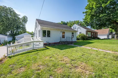1003 13th Ave, Green Bay, WI 54304
