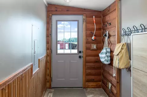 Entry Way - 2941 Huebscher Rd, Abrams, WI 54101 photo 1 of 1