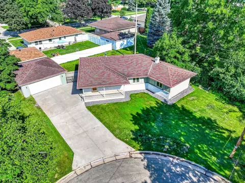 View/Area - 11 Willow Ct, Appleton, WI 54911 photo 1 of 8