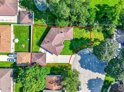 View/Area - 11 Willow Ct, Appleton, WI 54911 photo 2 of 8