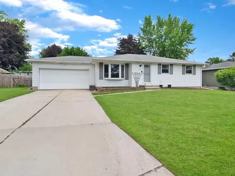 613 Simonet St, Green Bay, WI 54301