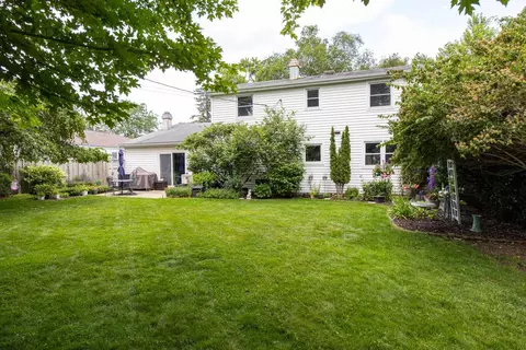 Exterior - 1715 N Viola St, Appleton, WI 54911 photo 7 of 17