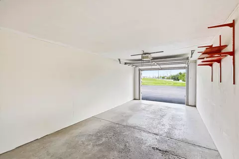 Exterior - 1001 S Oneida St #2E, Appleton, WI 54915 photo 8 of 13