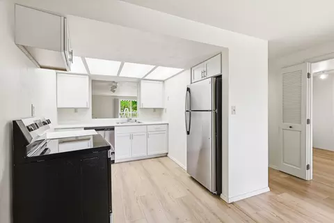 Kitchen - 1001 S Oneida St #2E, Appleton, WI 54915 photo 1 of 2