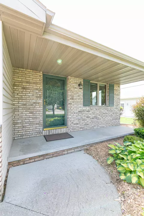 Exterior - w2759 Brookhaven Drive, Appleton, WI 54915 photo 2 of 5