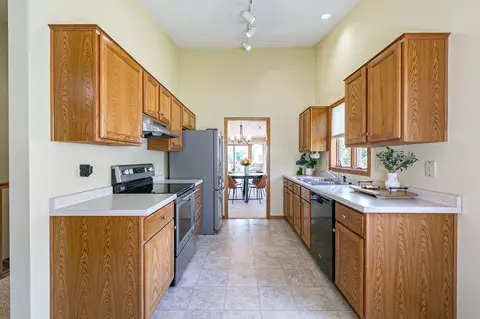 Kitchen - w2759 Brookhaven Drive, Appleton, WI 54915 photo 2 of 4