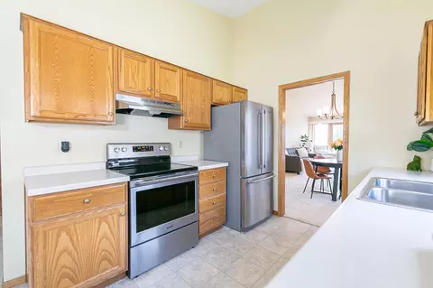 Kitchen - w2759 Brookhaven Drive, Appleton, WI 54915 photo 4 of 4