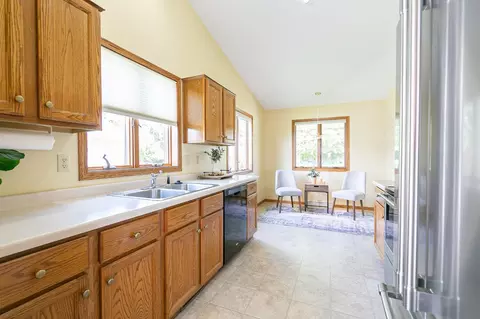 Kitchen - w2759 Brookhaven Drive, Appleton, WI 54915 photo 3 of 4