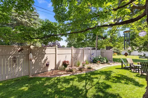 Exterior - 418 S Weimar St, Appleton, WI 54915 photo 12 of 15