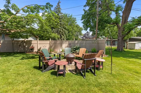 Exterior - 418 S Weimar St, Appleton, WI 54915 photo 9 of 15