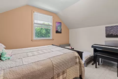 Bedroom - 418 S Weimar St, Appleton, WI 54915 photo 4 of 5