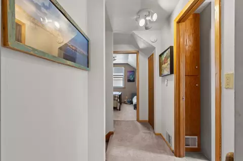 Entry Way - 418 S Weimar St, Appleton, WI 54915 photo 1 of 2