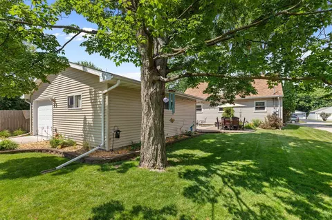 Exterior - 418 S Weimar St, Appleton, WI 54915 photo 6 of 15