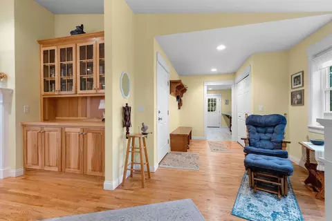 Entry Way - n2025 Willow Road, Pulaski, WI 54162 photo 1 of 8