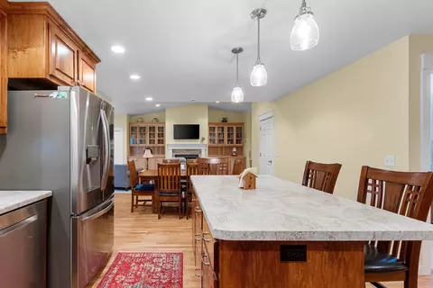 Kitchen - n2025 Willow Road, Pulaski, WI 54162 photo 6 of 7