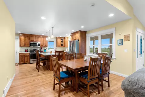 Dining - n2025 Willow Road, Pulaski, WI 54162 photo 1 of 3