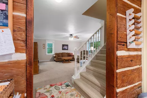 Entry Way - n2025 Willow Road, Pulaski, WI 54162 photo 4 of 8