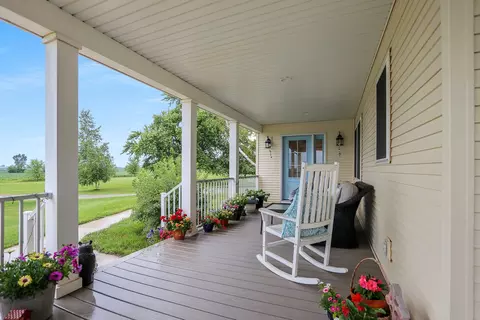 Exterior - n2025 Willow Road, Pulaski, WI 54162 photo 9 of 16